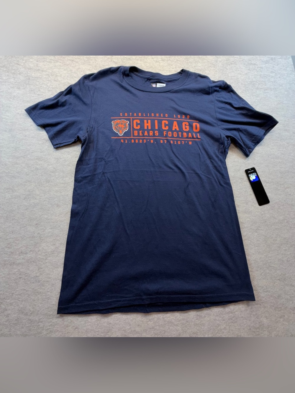 Chicago Bears NFL Team Apparel T-Shirt Men’s Medium NWT Navy
